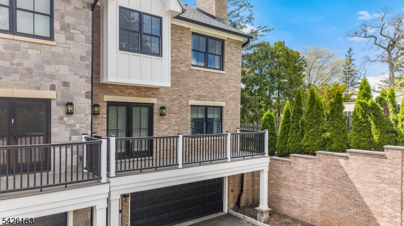 Downtown Summit - Residential