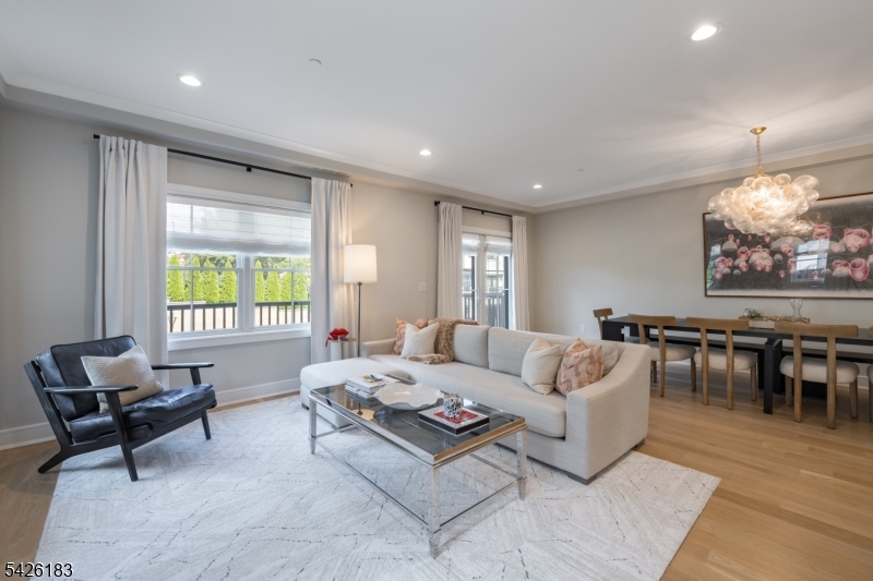 Downtown Summit - Residential