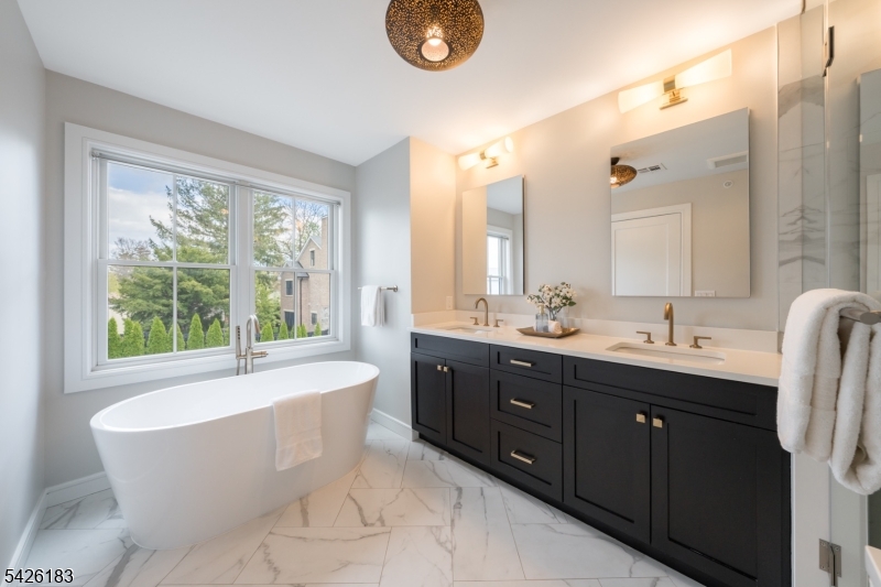 Downtown Summit - Residential