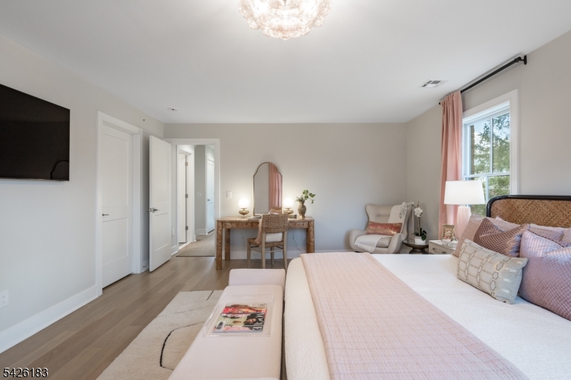 Downtown Summit - Residential