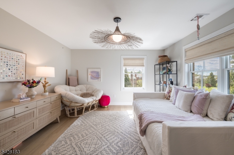 Downtown Summit - Residential