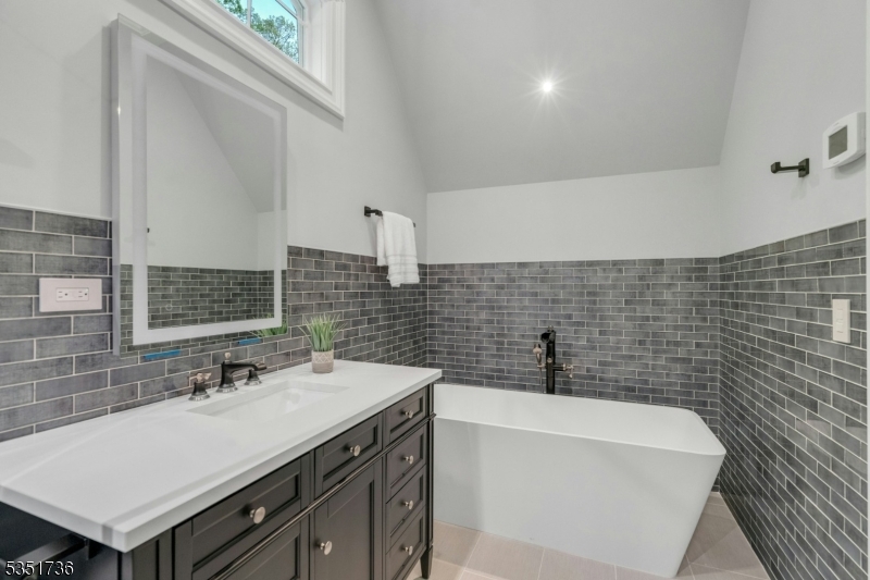 Kensington Wood - Residential