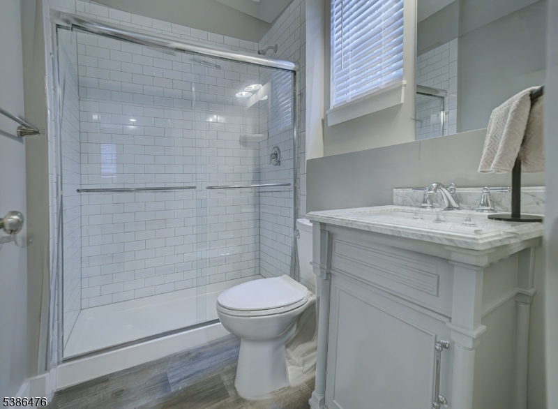 Ballantine Woods - Residential