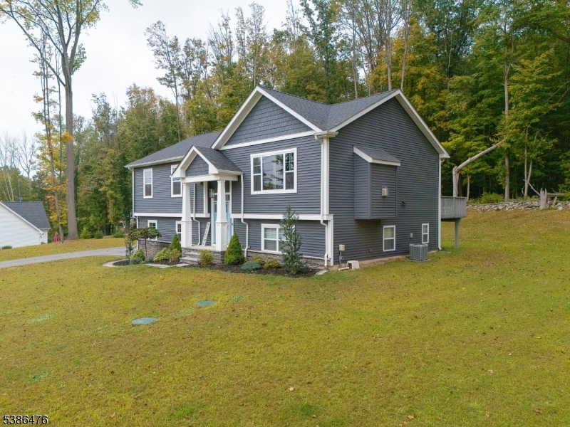 Ballantine Woods - Residential