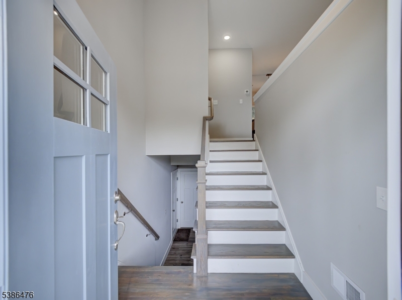 Ballantine Woods - Residential