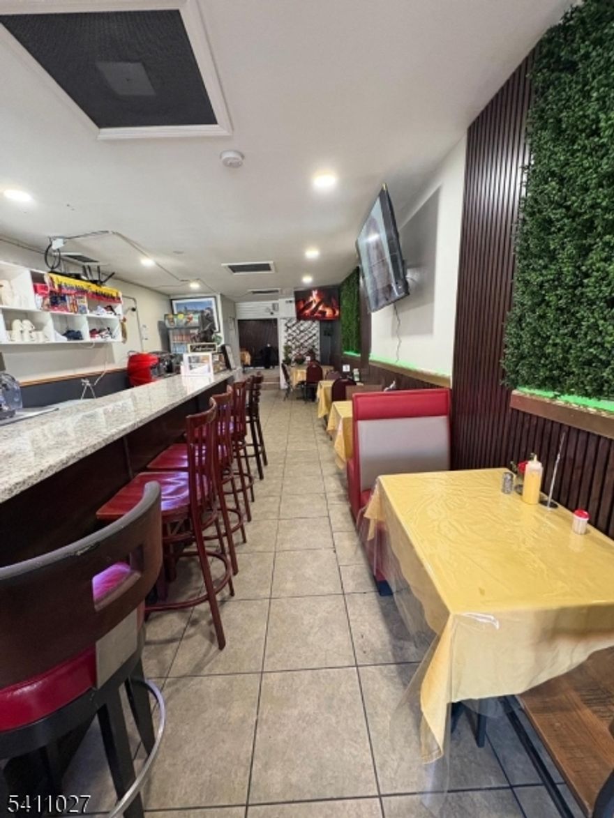 Great opportunity to own a well-established seafood restaurant in a prime Newark location. Situated on busy Bloomfield Avenue, the business benefits from strong foot traffic, excellent visibility, and a loyal customer base.Fully equipped commercial kitchen, dining area, and bar setup included. Turnkey operation with strong local reputation and growth potential.Serious inquiries only. Additional details available upon request.