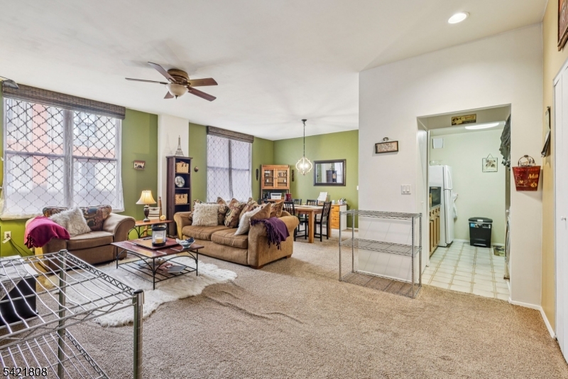 Renaissance Towers - Residential