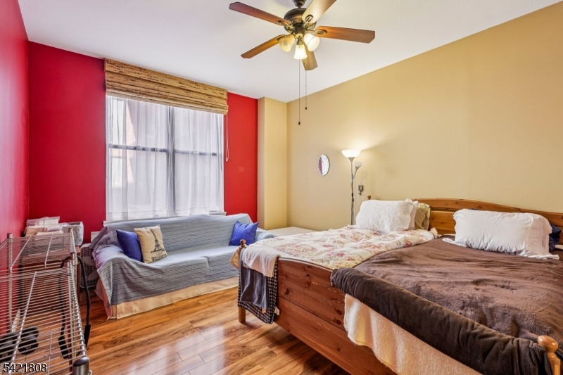 Renaissance Towers - Residential