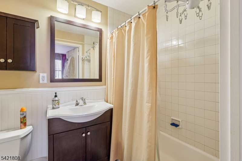 Renaissance Towers - Residential