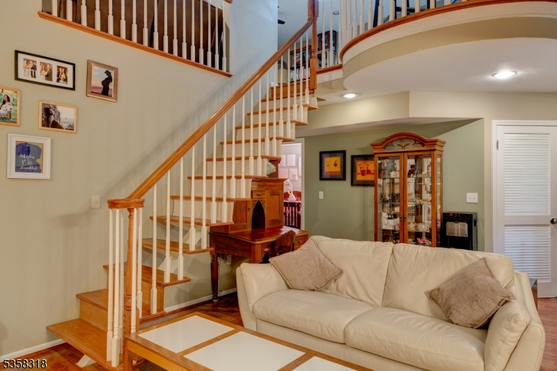 GARRET HEIGHTS - Residential