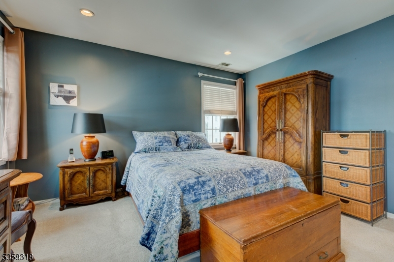 GARRET HEIGHTS - Residential