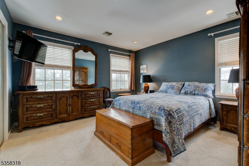 GARRET HEIGHTS - Residential