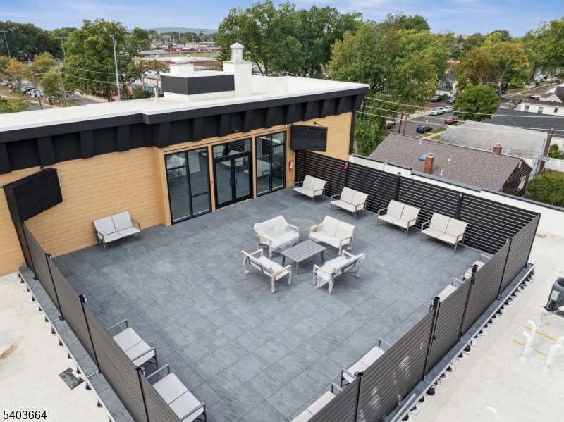 Veranta by Kontos - Residential Lease