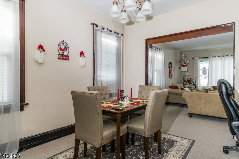 Lakeview - Residential Income