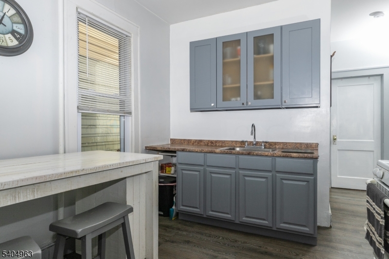 Lakeview - Residential Income