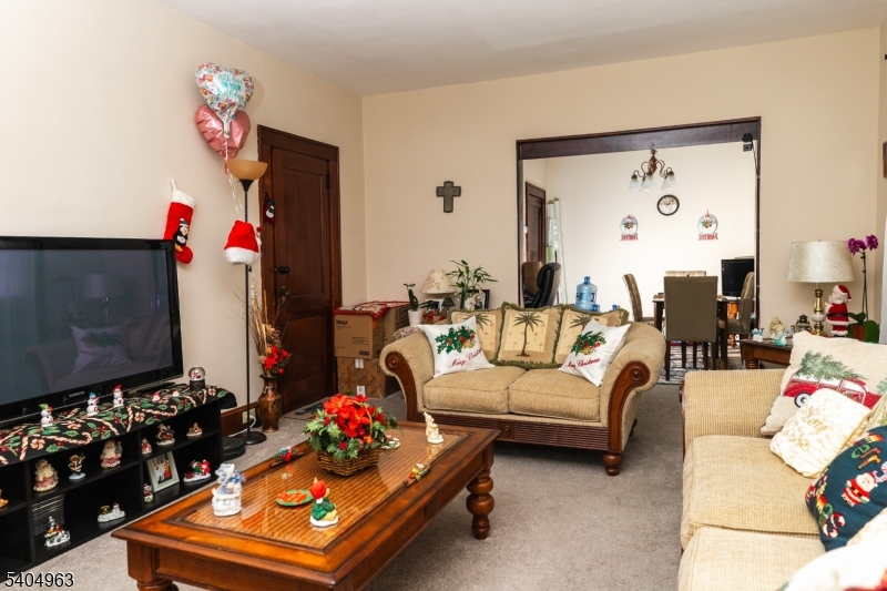 Lakeview - Residential Income