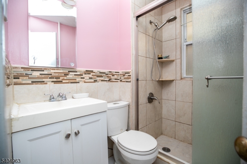 Lakeview - Residential Income