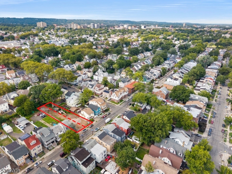 Upper Vailsburg - Residential Income