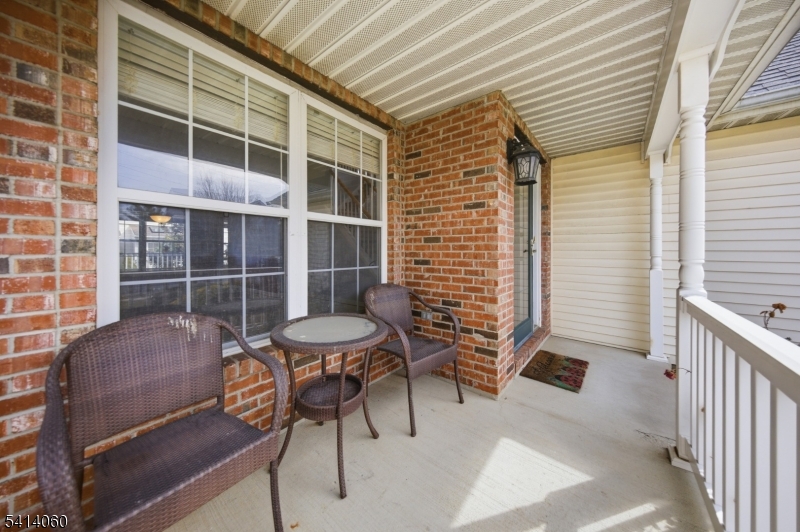 Greenwich Chase - Residential