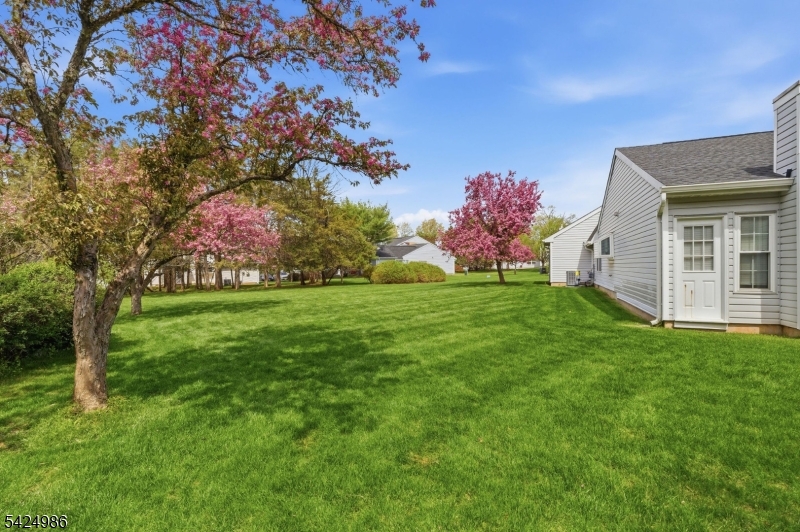 Quailbrook Carriage homes - Residential