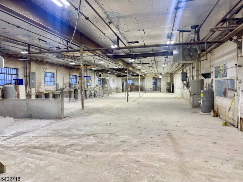 Vaux Hall - Commercial Sale