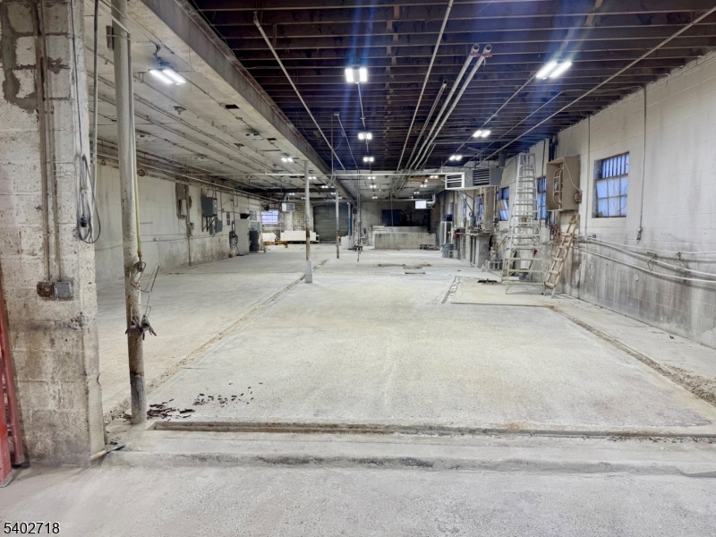 Vaux Hall - Commercial Sale