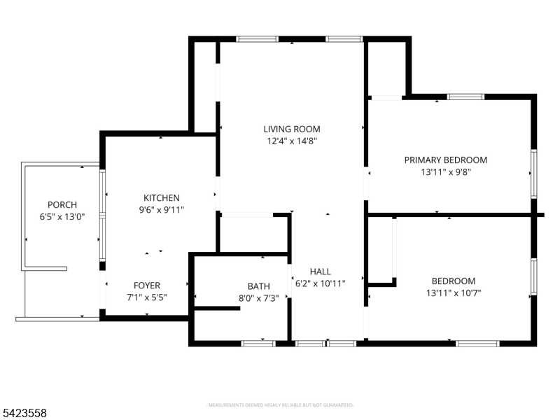 Main image without alt text