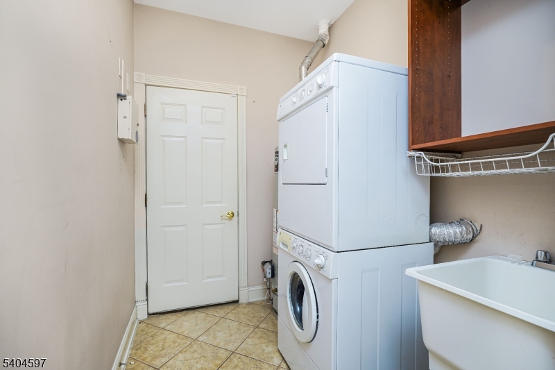 Canal Walk Ph V - Residential