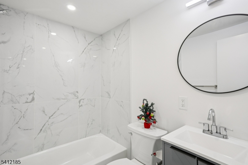 Glenwood Lake - Residential