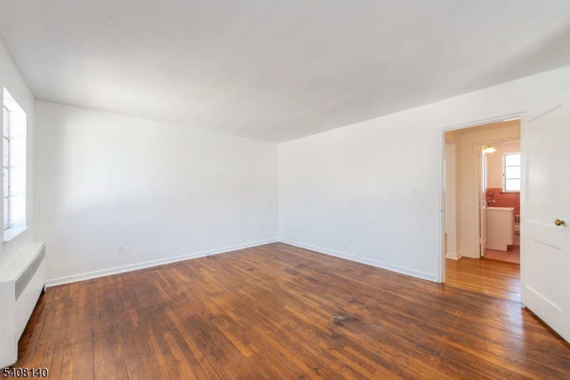 Troy HIlls of Springfield - Residential