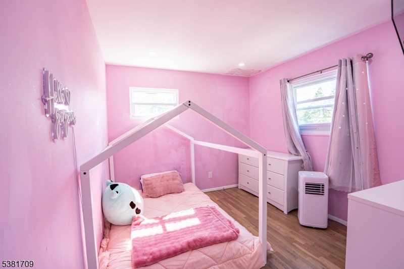 Kenwood Village - Residential