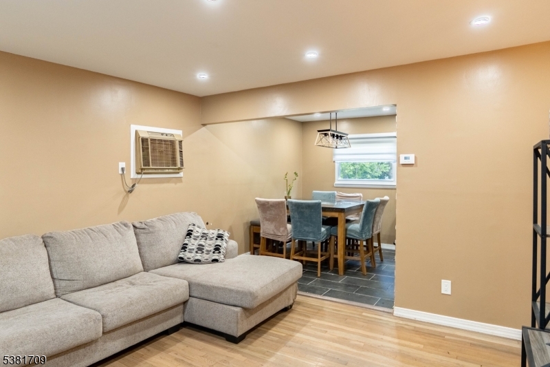 Kenwood Village - Residential