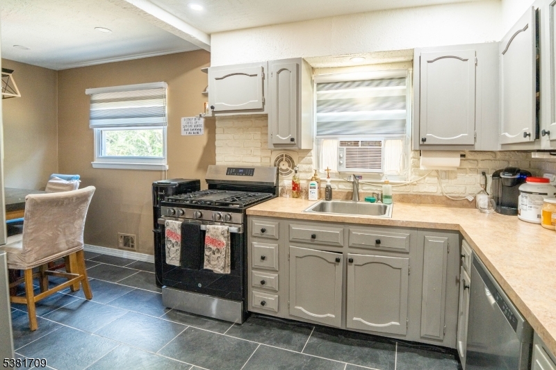 Kenwood Village - Residential