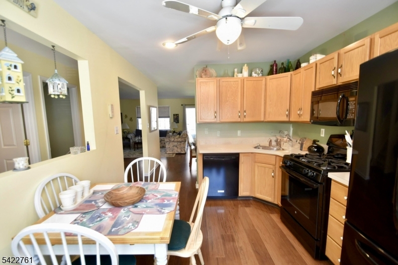 SEASONS GLEN - Residential