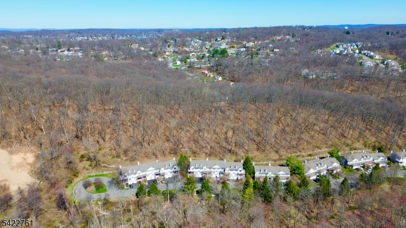 SEASONS GLEN - Residential