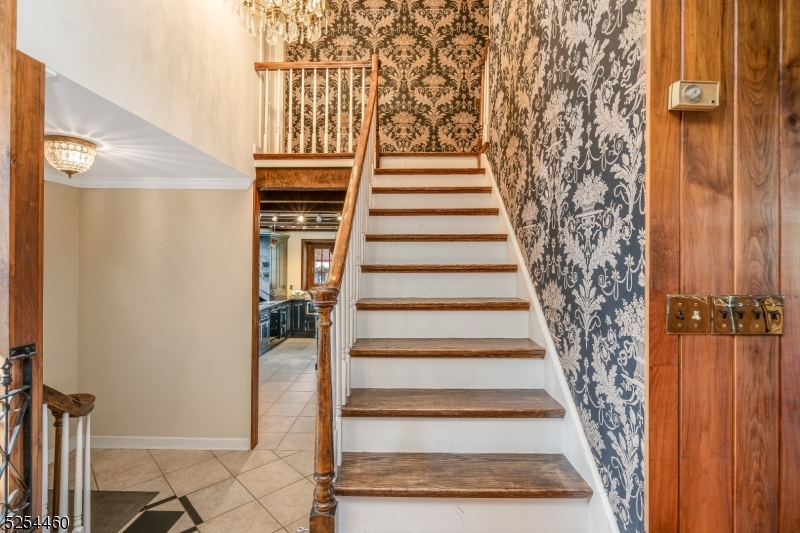 ROSEMONT - Residential