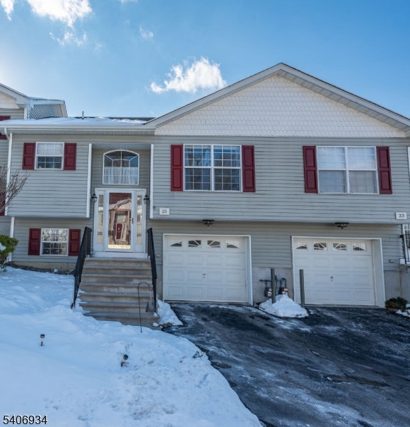 Oak Point - Residential