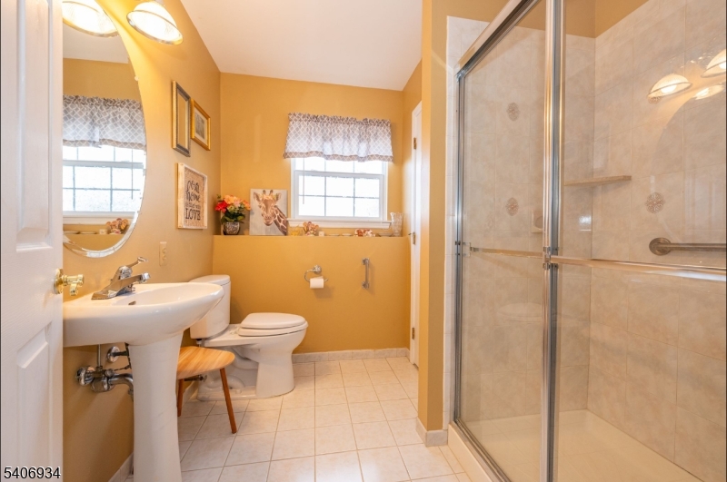 Oak Point - Residential