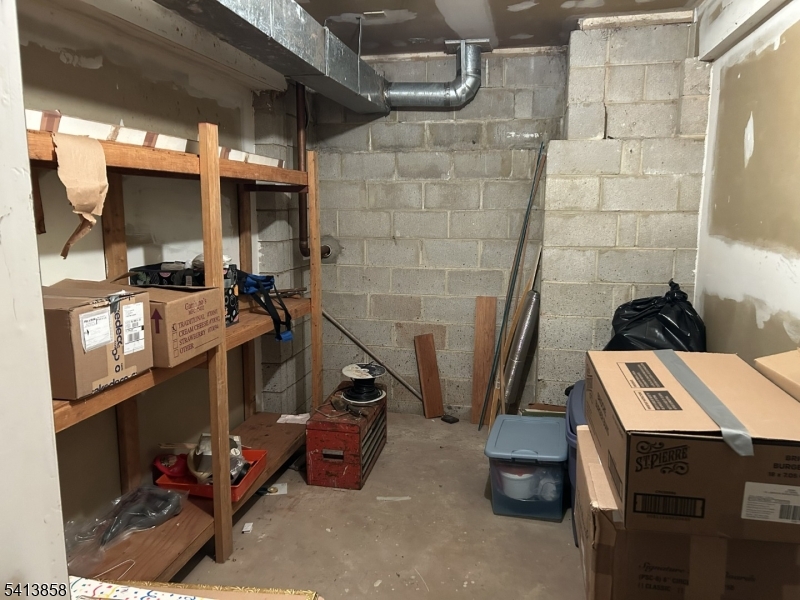 BROOKVIEW CONDO'S - Residential