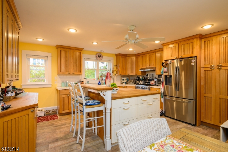 Hill Section - Residential Lease