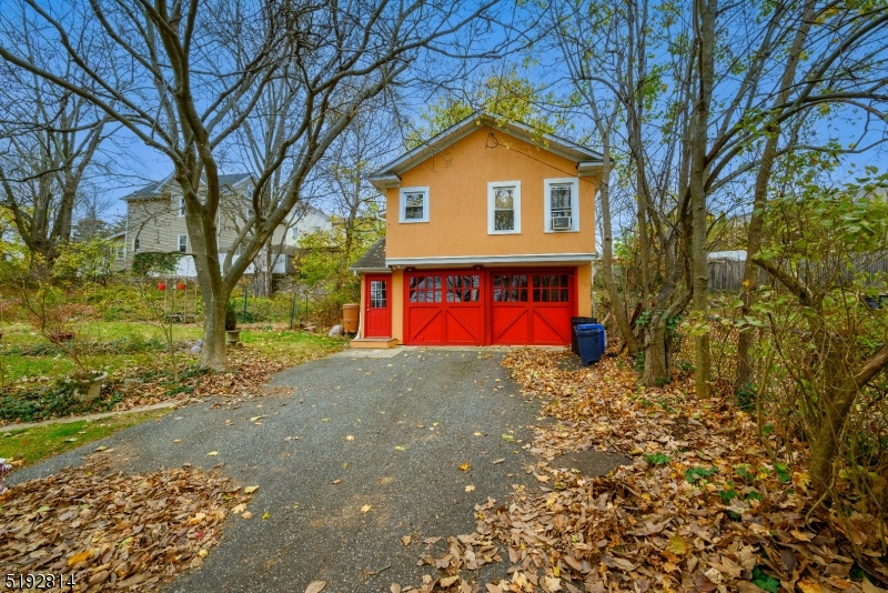 Hill Section - Residential Lease