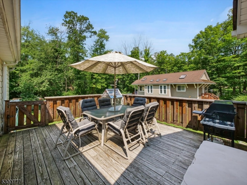 Upper Greenwood Lake - Residential