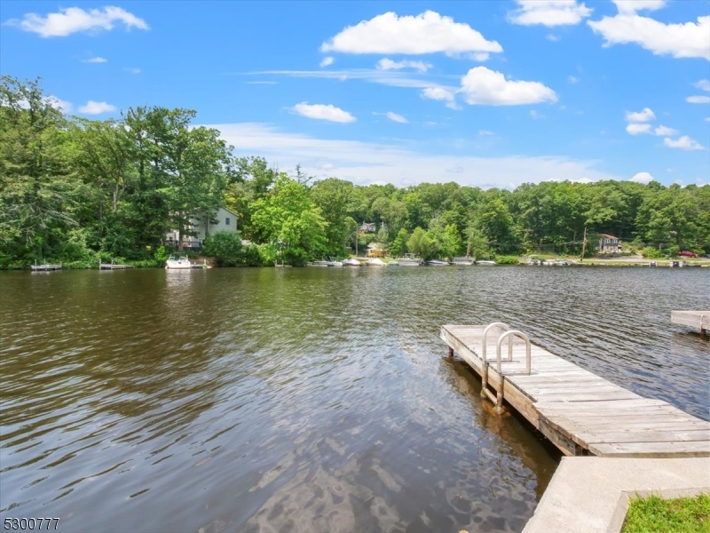 Upper Greenwood Lake - Residential