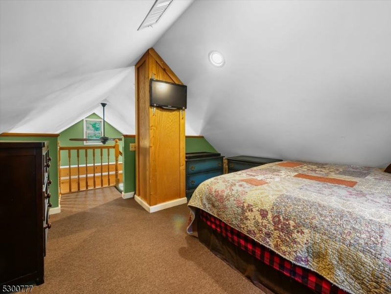 Upper Greenwood Lake - Residential