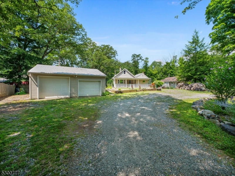 Upper Greenwood Lake - Residential