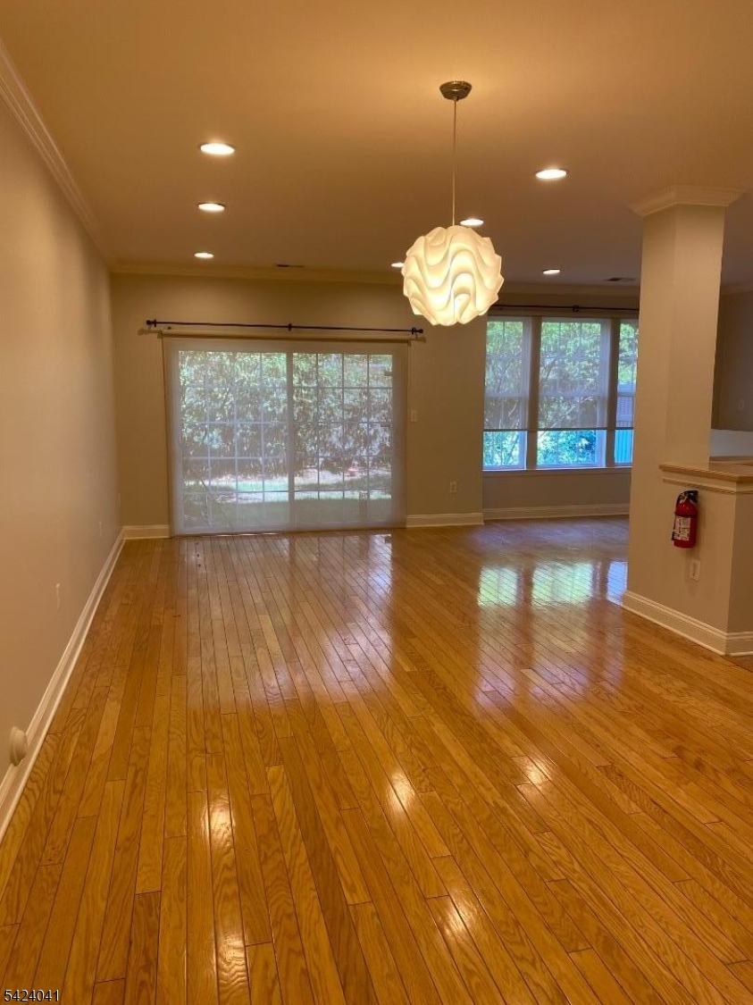 Riverwalk - Residential Lease