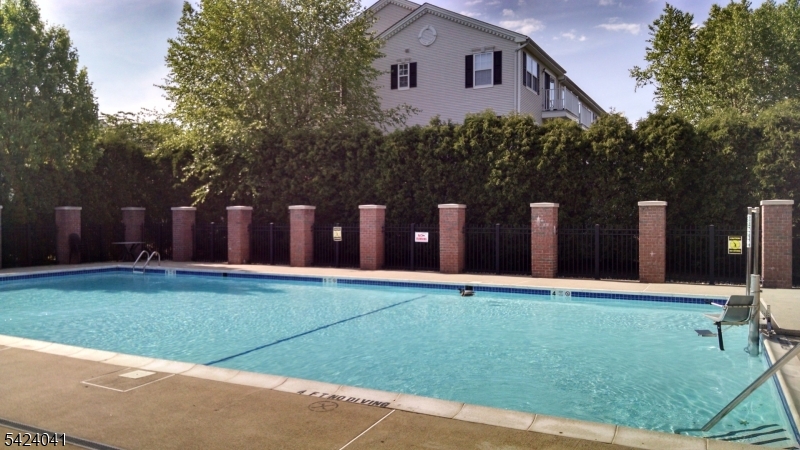 Riverwalk - Residential Lease