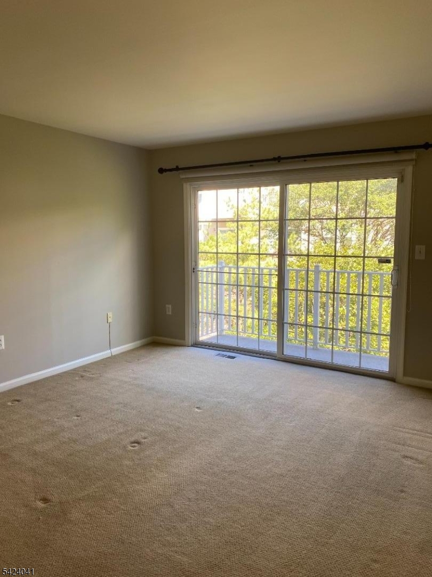 Riverwalk - Residential Lease