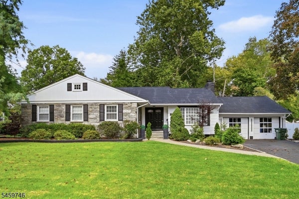 314 JUDGES LN, PLAINFIELD, NJ 07063 - Image 8d025fb7bb97a4b56b8d1afeb15448a5/4026511009