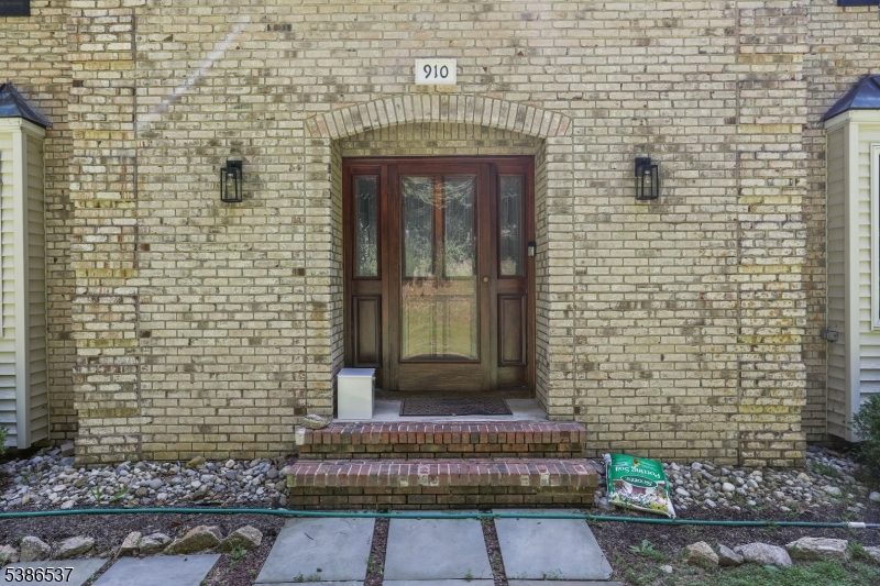 Teetertown - Residential